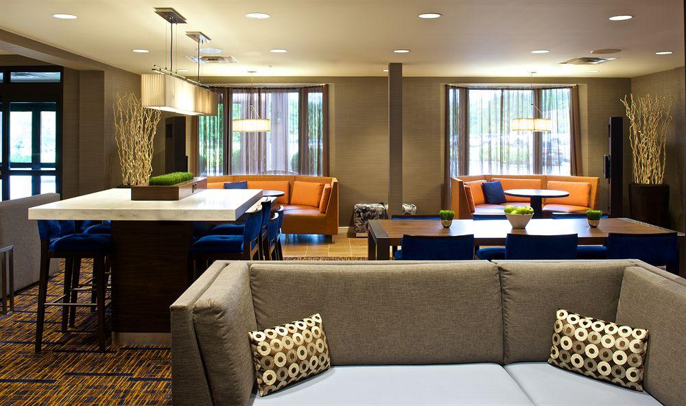 Country Inn & Suites By Radisson, Columbus-Edinburgh Exterior foto