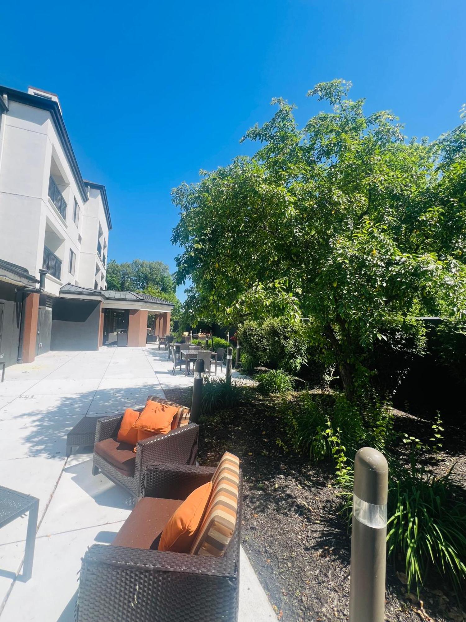 Country Inn & Suites By Radisson, Columbus-Edinburgh Exterior foto